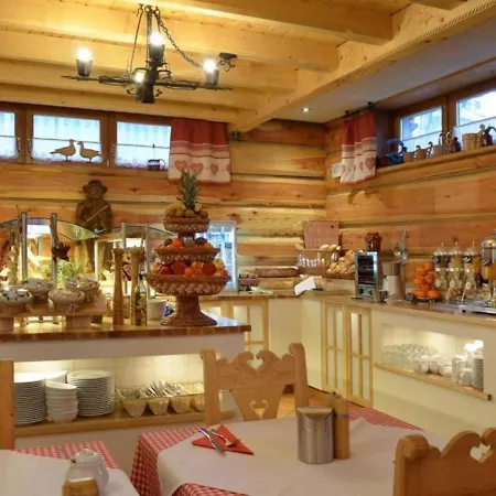 Bed & Breakfast Bambi Boutique 3*
